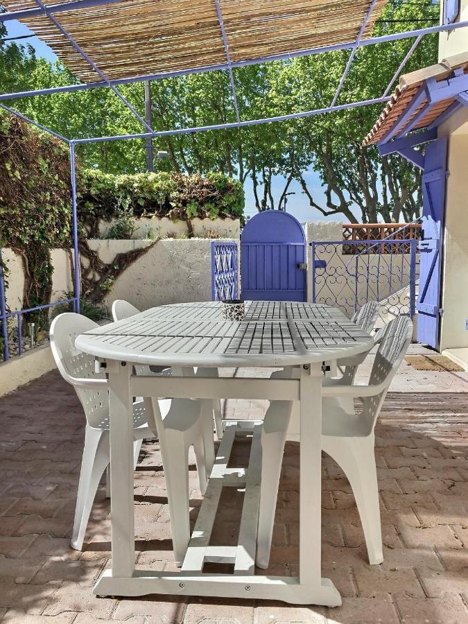 Bleu Lavande - Coquet Appartement Ambiance Village Istres Kültér fotó