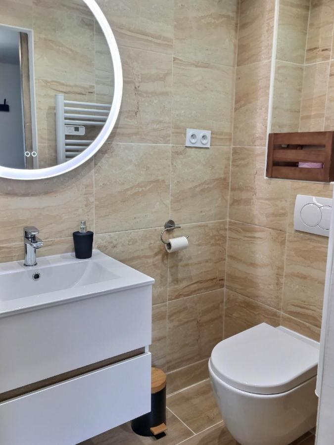 Bleu Lavande - Coquet Appartement Ambiance Village Istres Kültér fotó