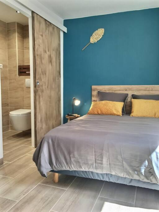 Bleu Lavande - Coquet Appartement Ambiance Village Istres Kültér fotó